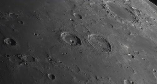 O takich dwóch osiłkach, co to na księżycu są. Atlas i Herkules #hejtonaksiezycu