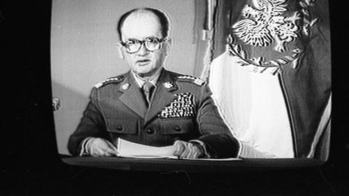 Gen. Wojciech Jaruzelski w 1981 r. nie obawiał się, że Kreml przyśle do Polski wojsko. Bał się "broni naftowej"