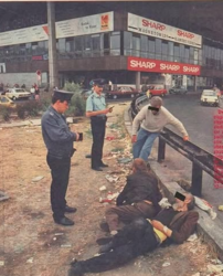 #lata90 #nostalgia #hejto40plus #heheszki Lata 90. Zero smartfonów, dziewczyny nie miały tatuaży, spokój. Po prostu ludzie cieszący się chwilą. Komu to przeszkadzało?