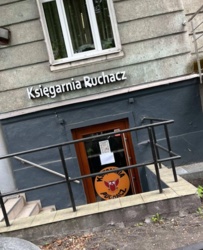 Teraz już wiadomo skąd masz pieniążki na te wszystkie pióra i tusze :wink: @Rozpierpapierduchacz #heheszki