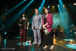 hej Hejtki,\ wracam z kolejną nowiną odnośnie mojego filmu,\ otóż wygrałem Grand Prix na festiwalu OKFA- to jeden z najstarszych festiwali filmowym w Polsce,\ pijce ze mną kompot!\ a jak ktoś chce zobaczyć film, to najbliższy pokaz będzie 27 czerwca we Wrocławiu na festiwalu Podwodny